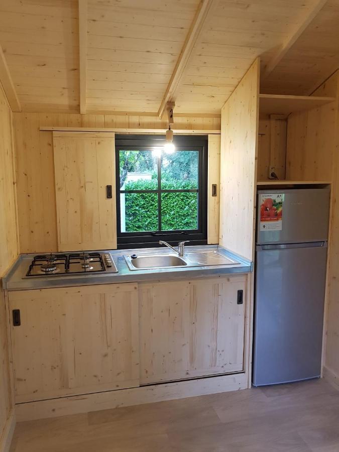 מלון Moncrabeau Camping Le Mouliat מראה חיצוני תמונה