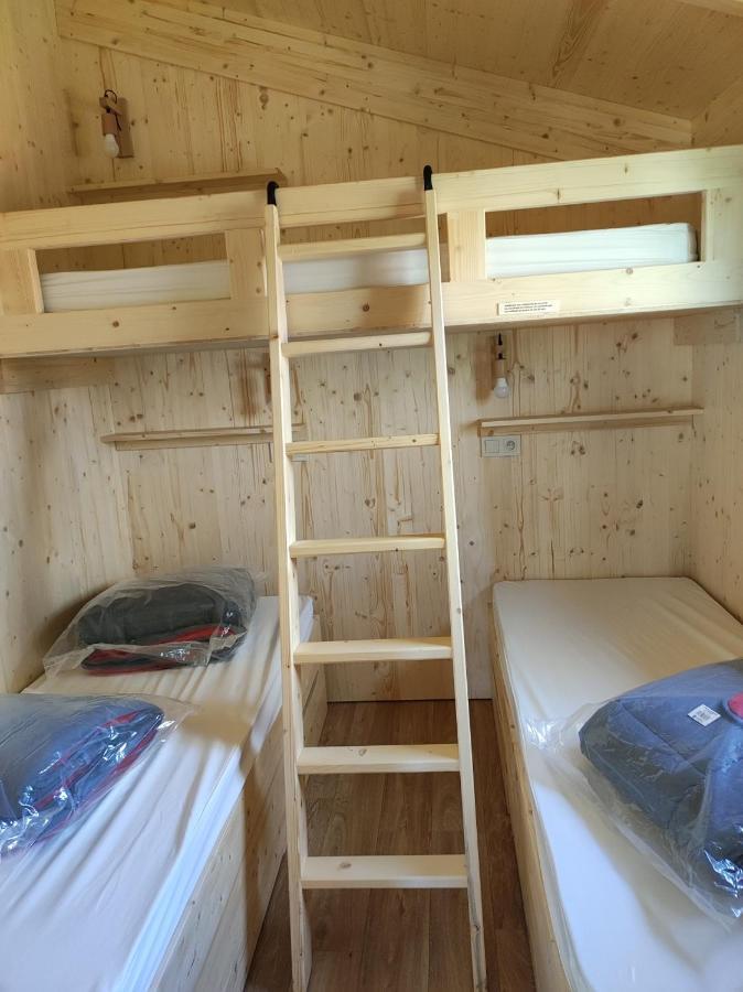 מלון Moncrabeau Camping Le Mouliat מראה חיצוני תמונה