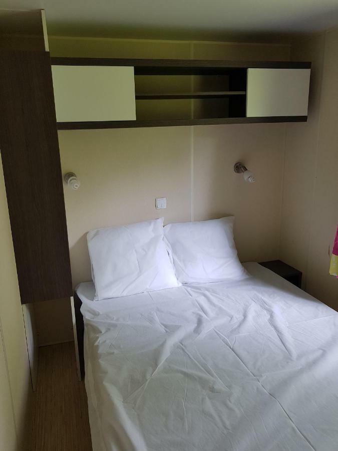 מלון Moncrabeau Camping Le Mouliat מראה חיצוני תמונה